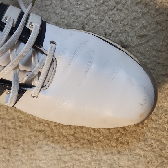 Mens Adidas Golf shoes - Picture 4 of 5